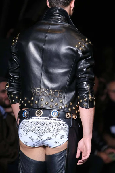 Look 85